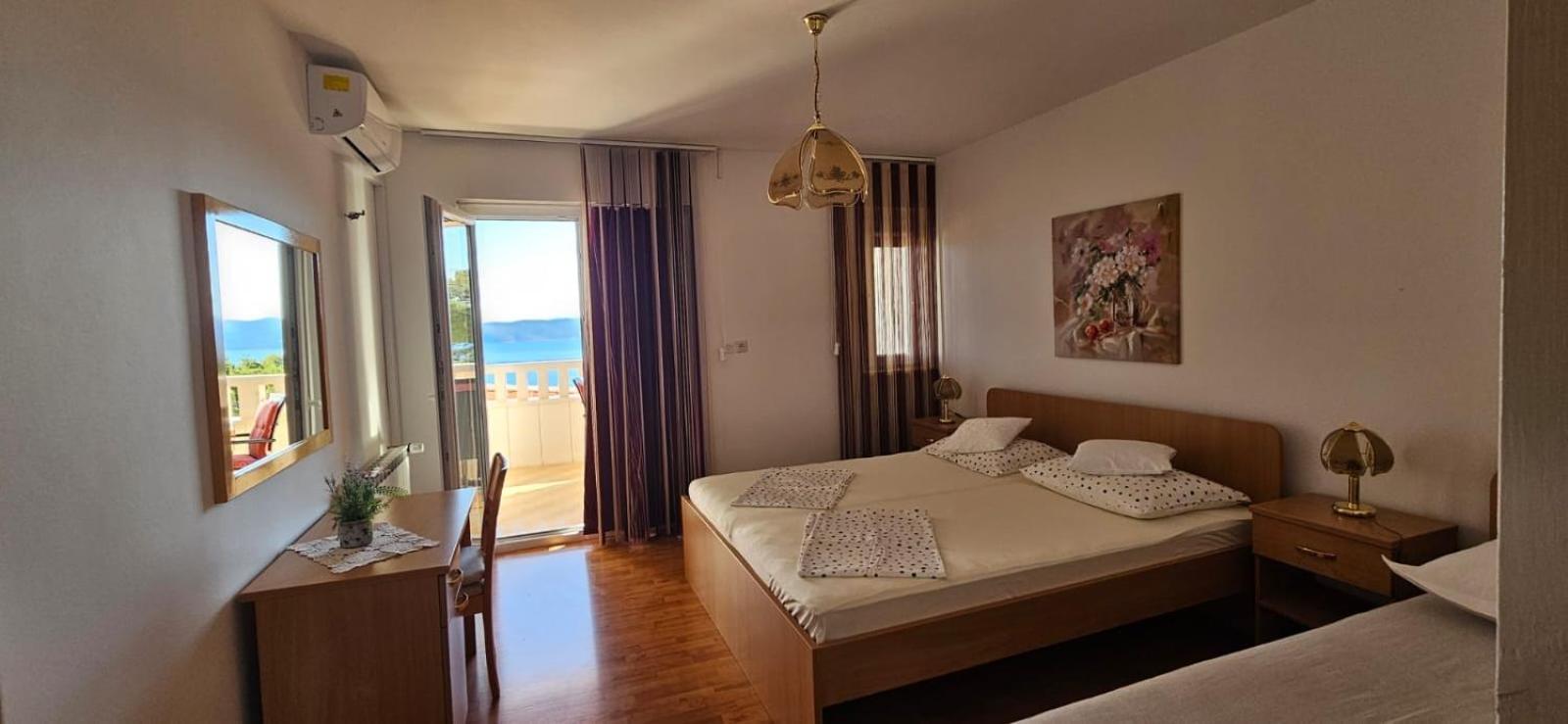 As Brela Hotel Kültér fotó